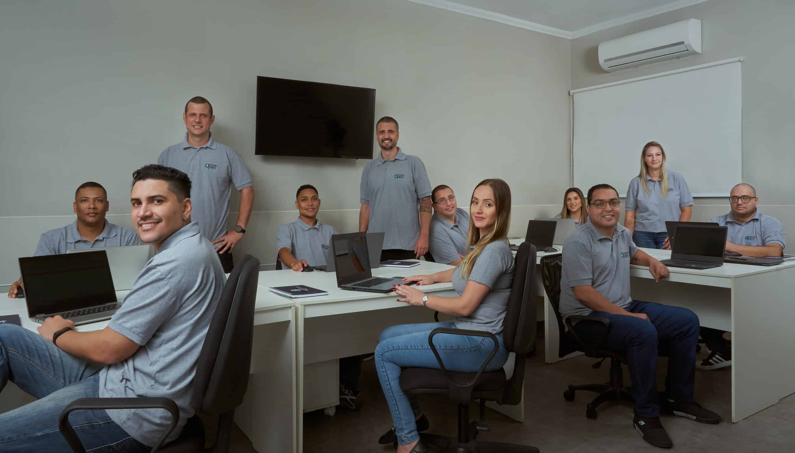 Suporte a servidores WIndows https://www.mundoopen.com.br